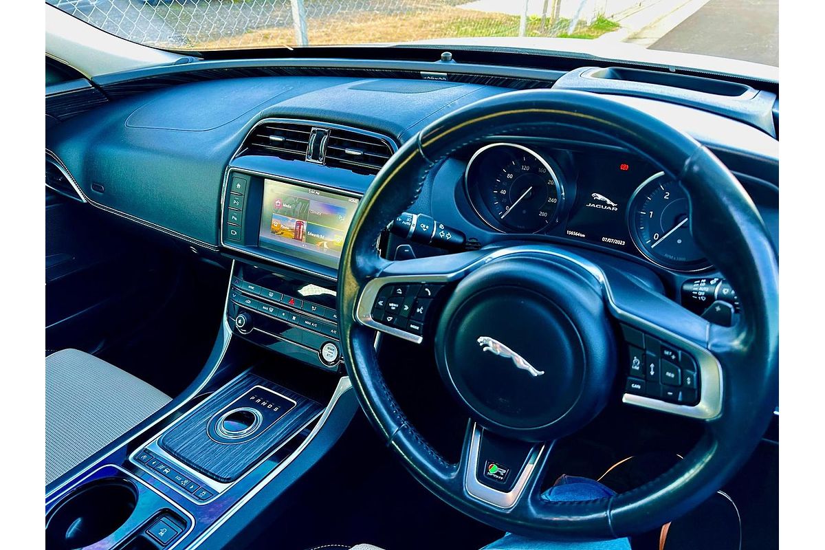 2016 Jaguar XE 20d R-Sport X760