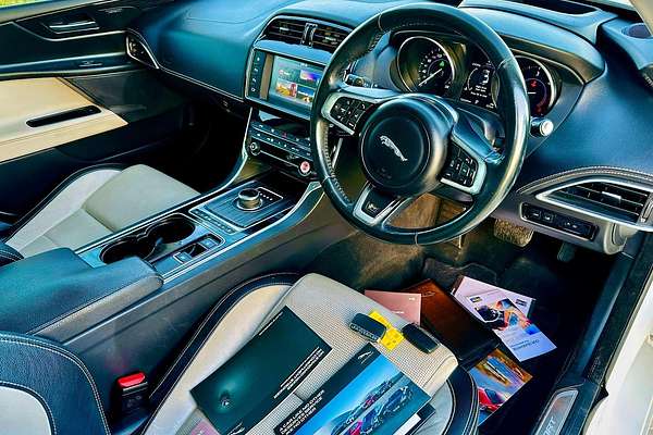 2016 Jaguar XE 20d R-Sport X760