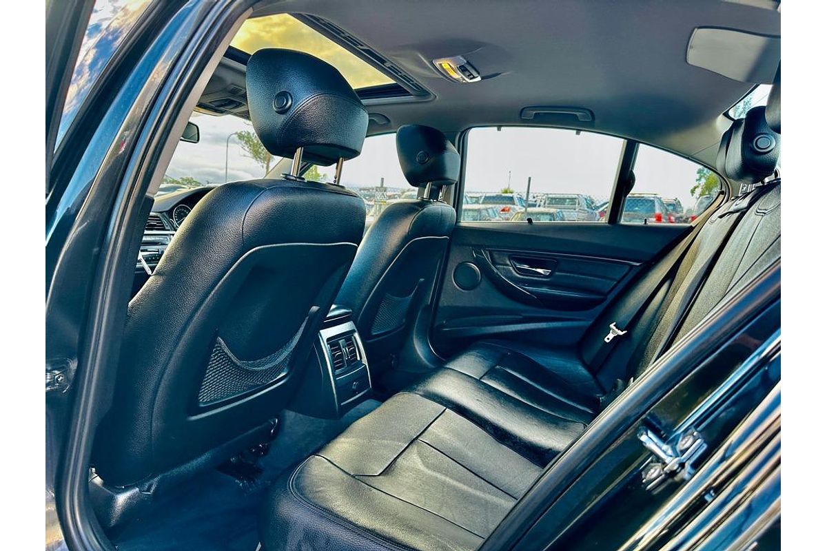 2012 BMW 3 Series 320d F30