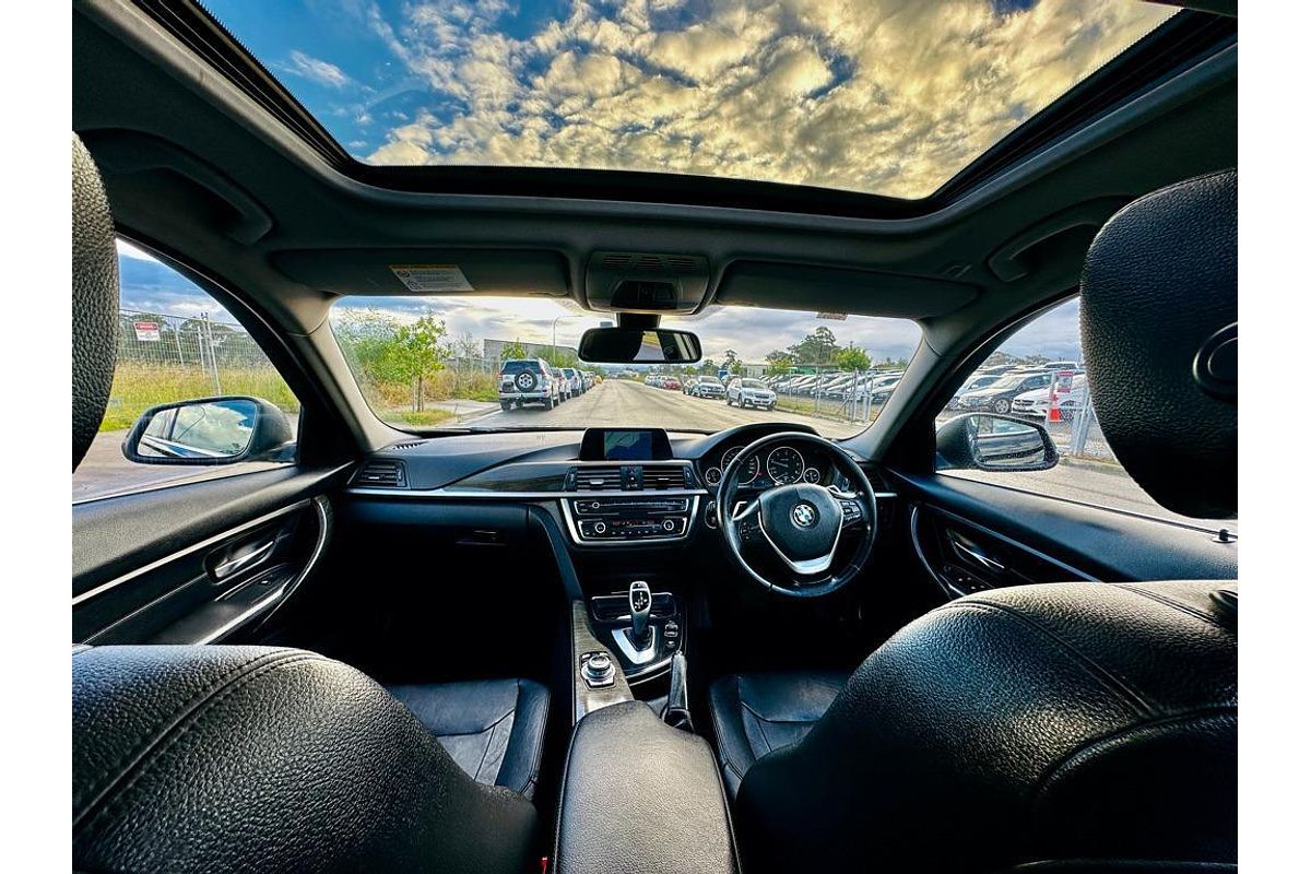 2012 BMW 3 Series 320d F30