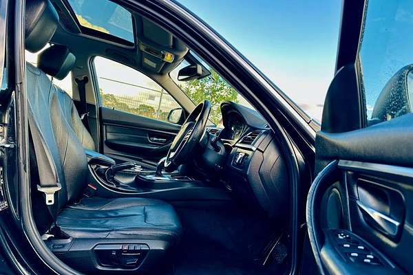 2012 BMW 3 Series 320d F30