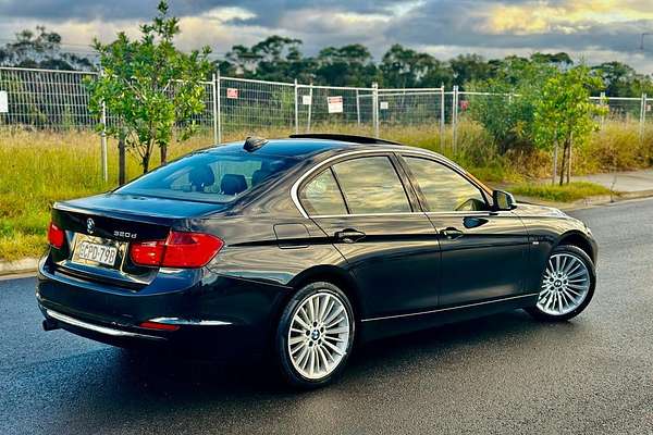 2012 BMW 3 Series 320d F30
