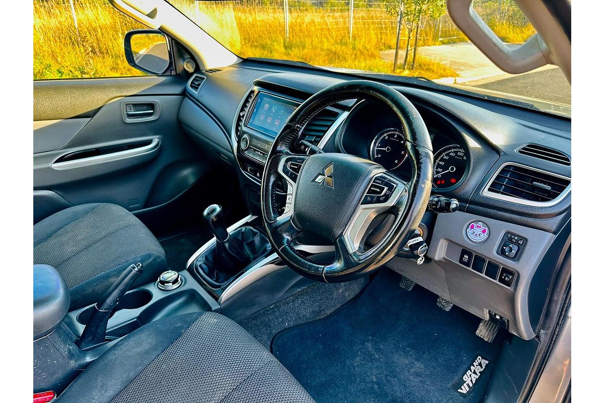 2016 Mitsubishi Triton GLS MQ 4X4