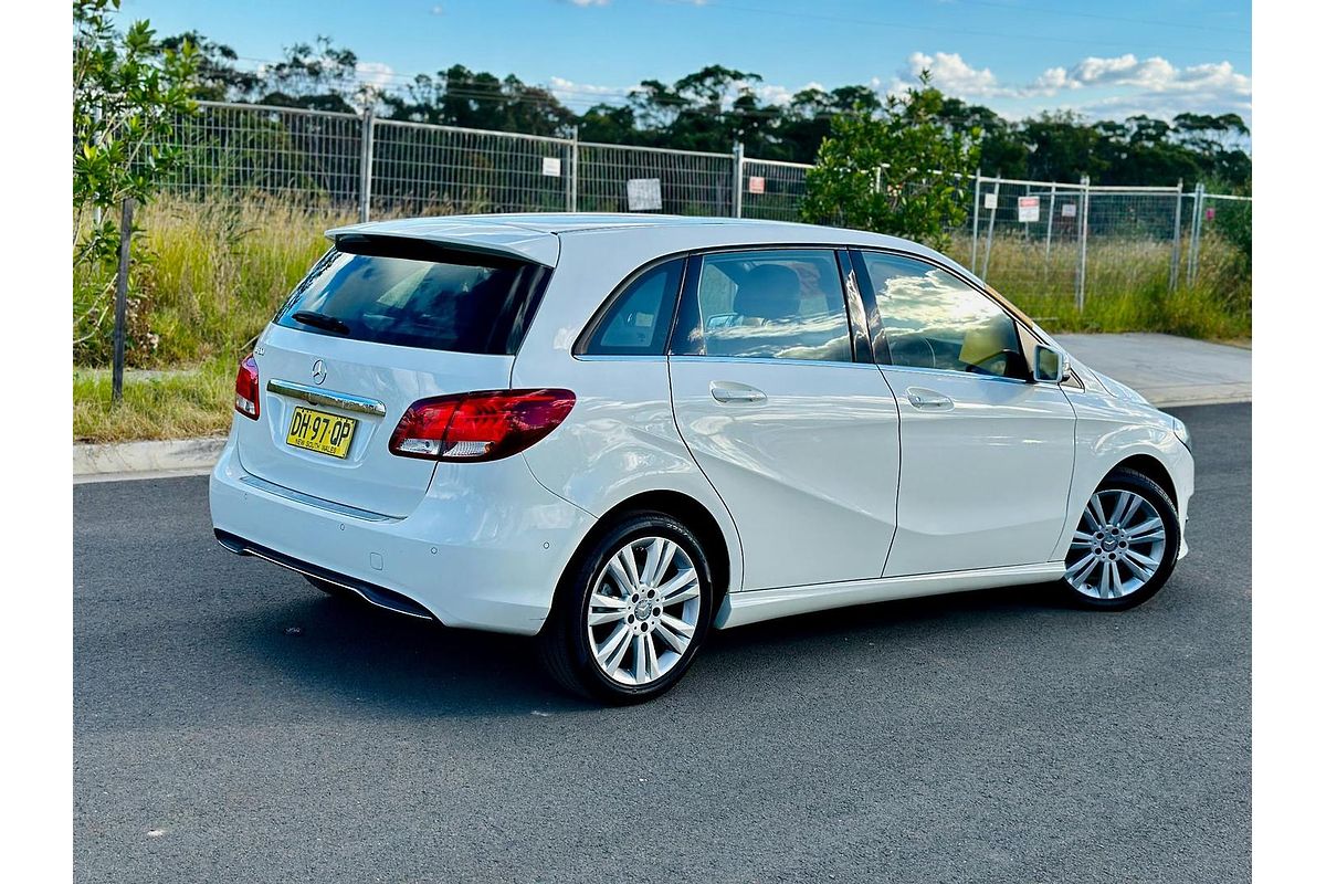 2016 Mercedes-Benz B-Class B180 W246