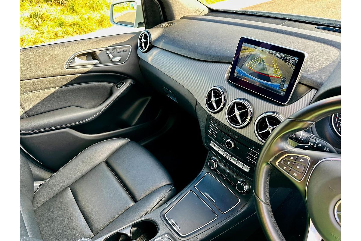 2016 Mercedes-Benz B-Class B180 W246