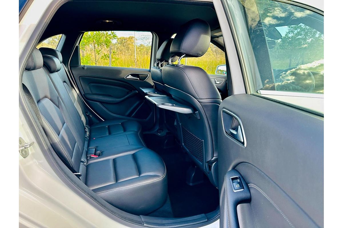 2016 Mercedes-Benz B-Class B180 W246