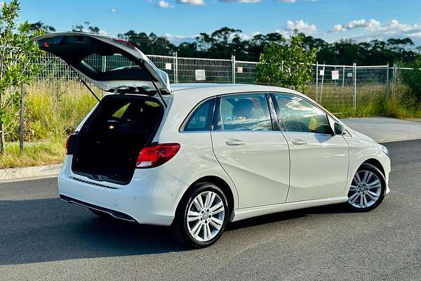 2016 Mercedes-Benz B-Class B180 W246