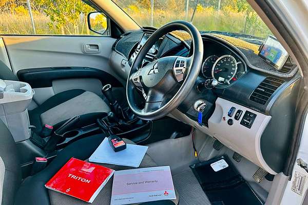 2014 Mitsubishi Triton GLX MN 4X4