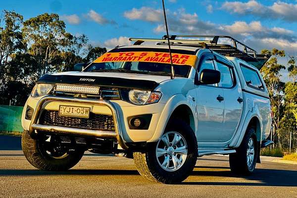 2014 Mitsubishi Triton GLX MN 4X4
