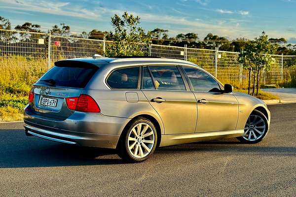 2010 BMW 3 Series 320d Lifestyle E91