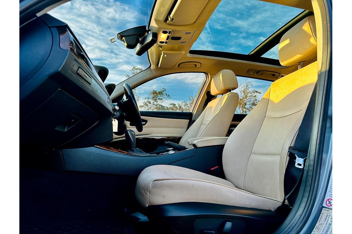 2010 BMW 3 Series 320d Lifestyle E91