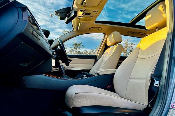 2010 BMW 3 Series 320d Lifestyle E91