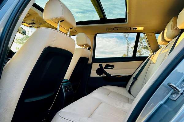 2010 BMW 3 Series 320d Lifestyle E91