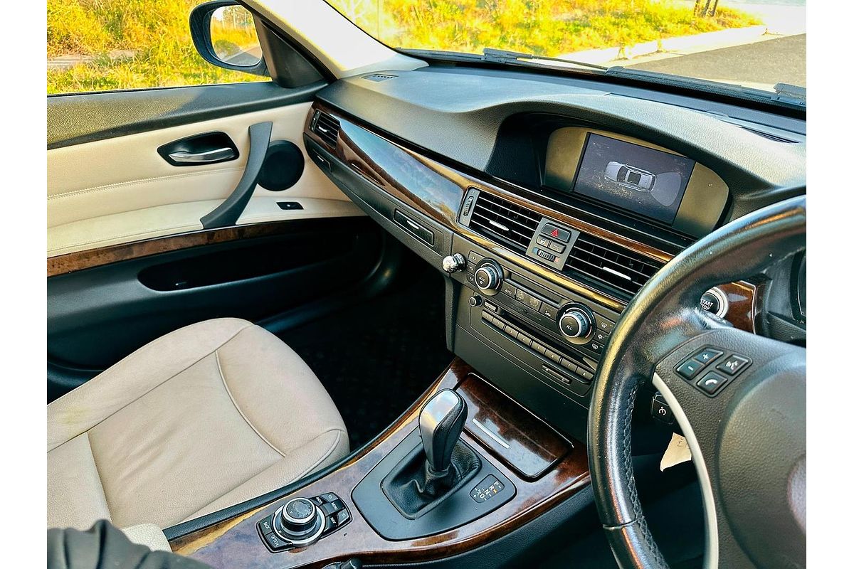 2010 BMW 3 Series 320d Lifestyle E91