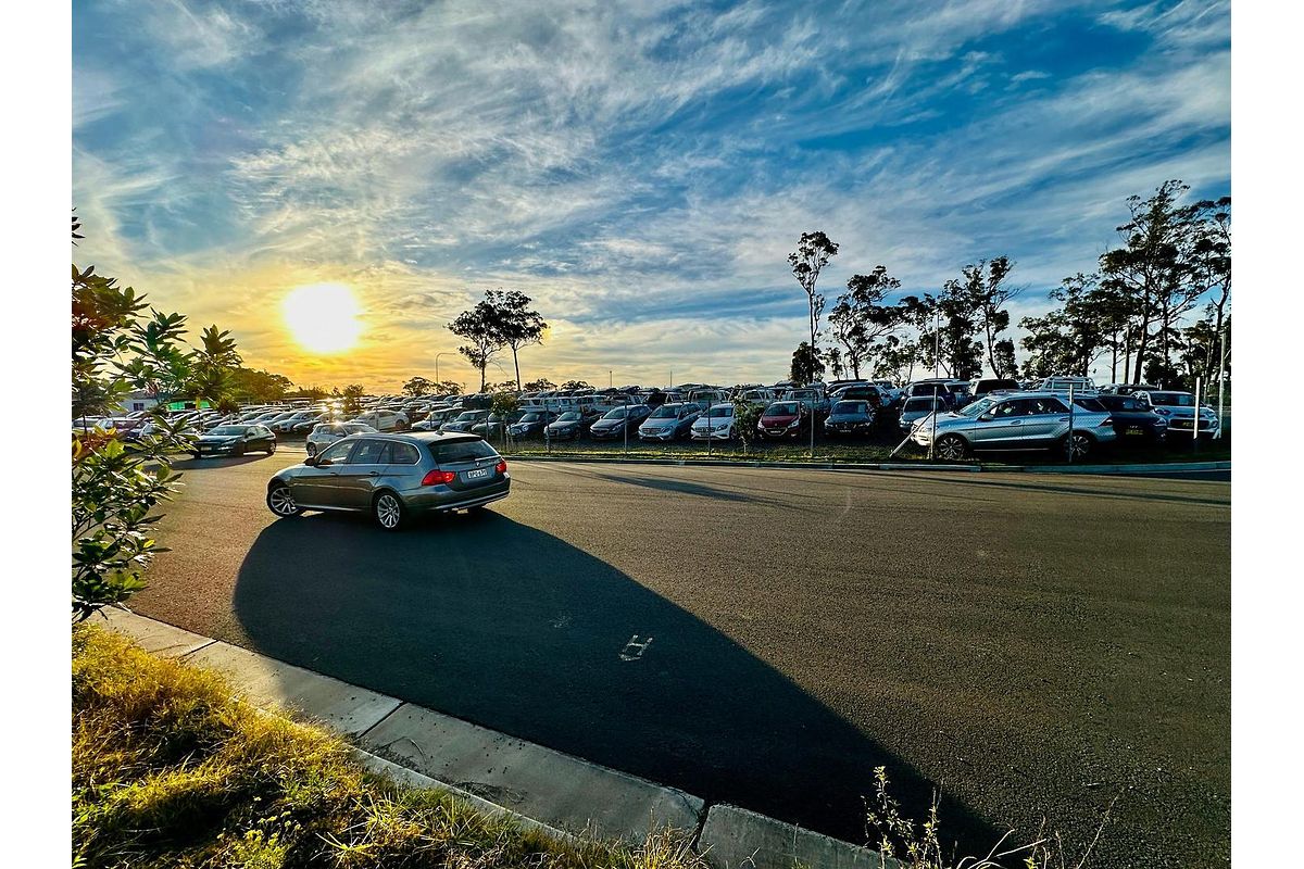 2010 BMW 3 Series 320d Lifestyle E91