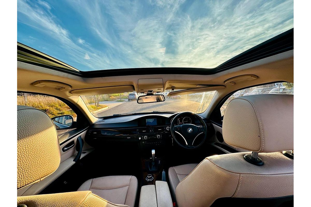 2010 BMW 3 Series 320d Lifestyle E91