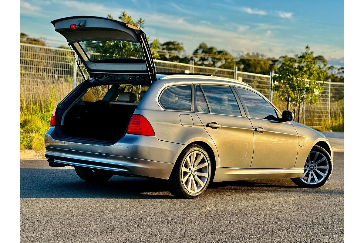 2010 BMW 3 Series 320d Lifestyle E91