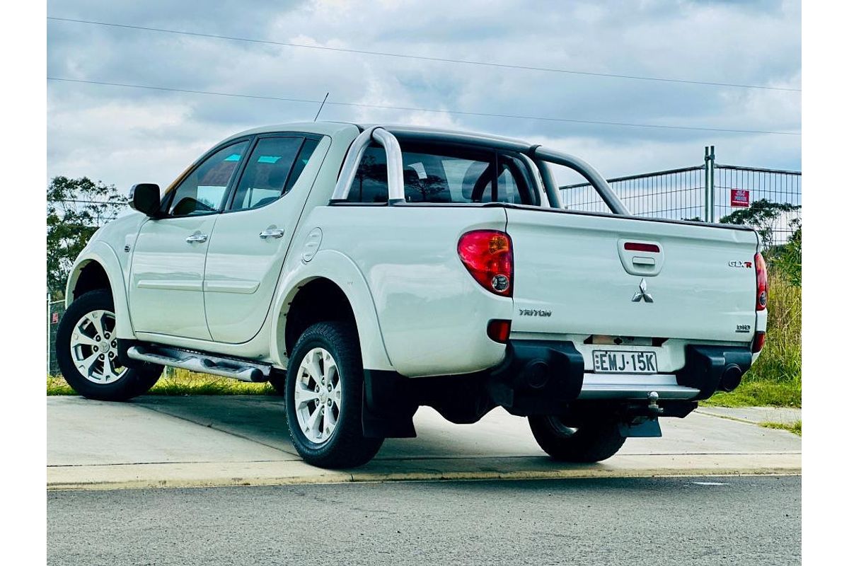 2014 Mitsubishi Triton GLX-R MN 4X4