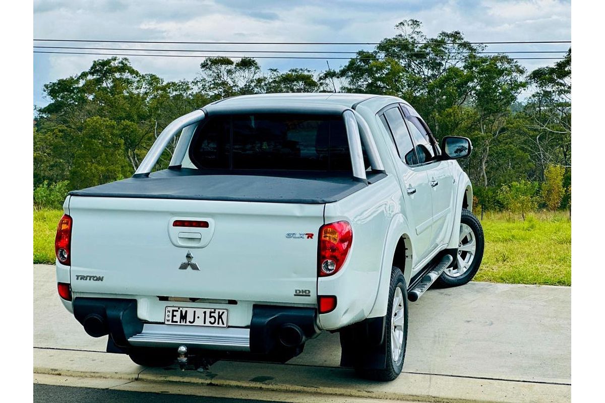 2014 Mitsubishi Triton GLX-R MN 4X4