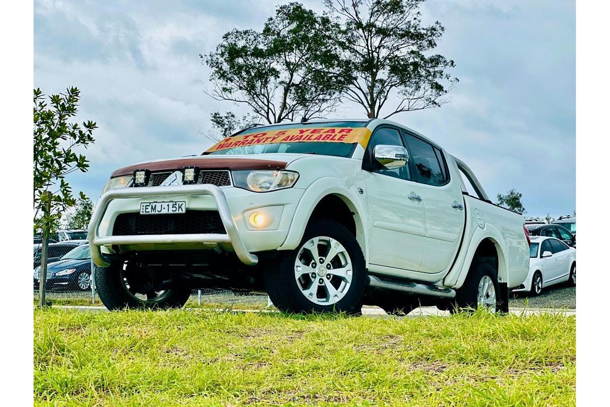 2014 Mitsubishi Triton GLX-R MN 4X4
