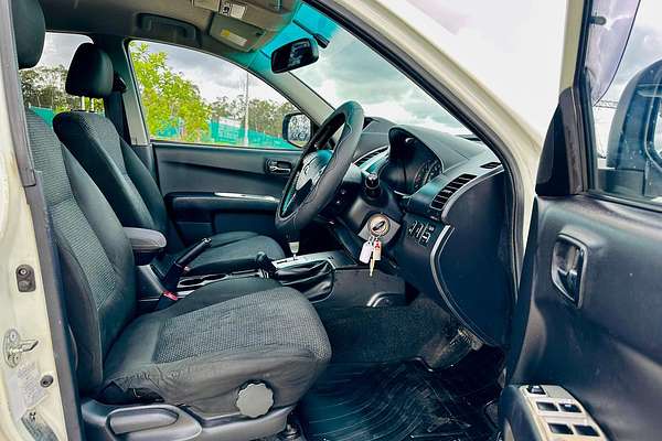2014 Mitsubishi Triton GLX-R MN 4X4