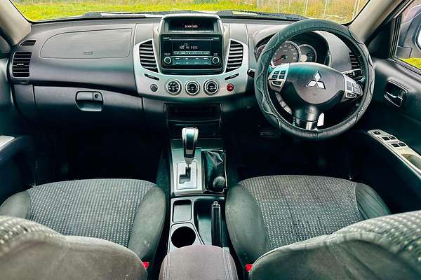 2014 Mitsubishi Triton GLX-R MN 4X4