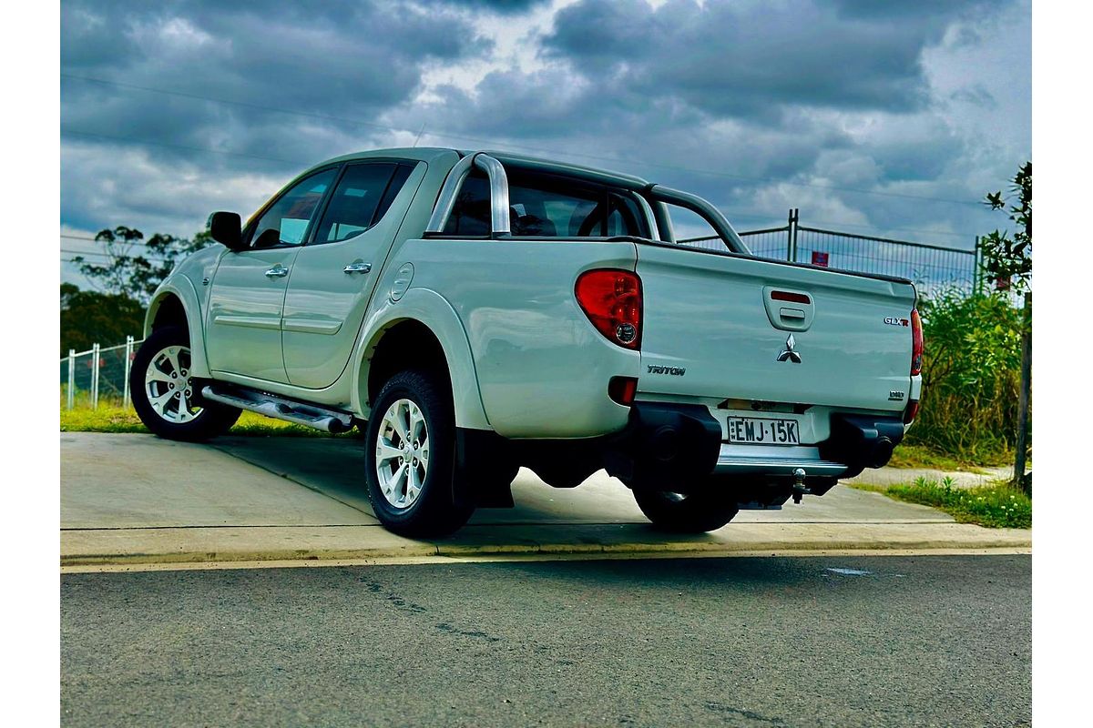 2014 Mitsubishi Triton GLX-R MN 4X4