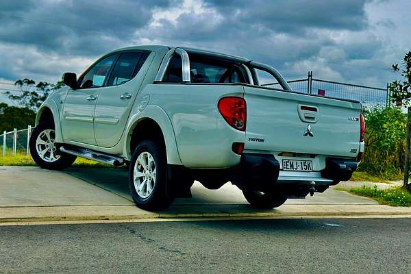2014 Mitsubishi Triton GLX-R MN 4X4