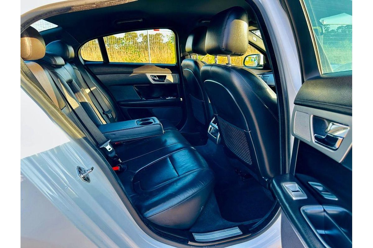 2014 Jaguar XF Luxury X250