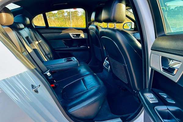 2014 Jaguar XF Luxury X250
