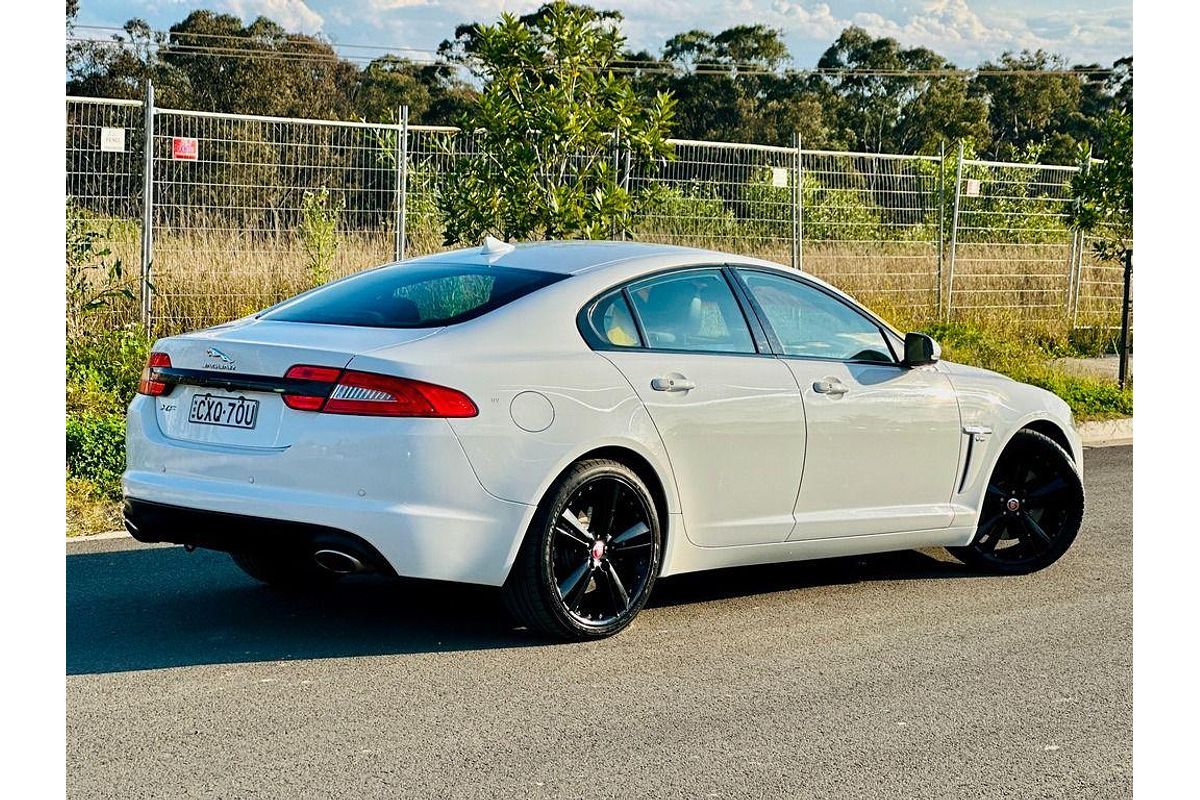 2014 Jaguar XF Luxury X250
