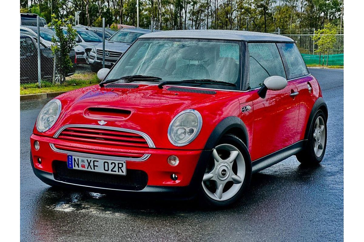 2004 MINI Cabrio Cooper S R52