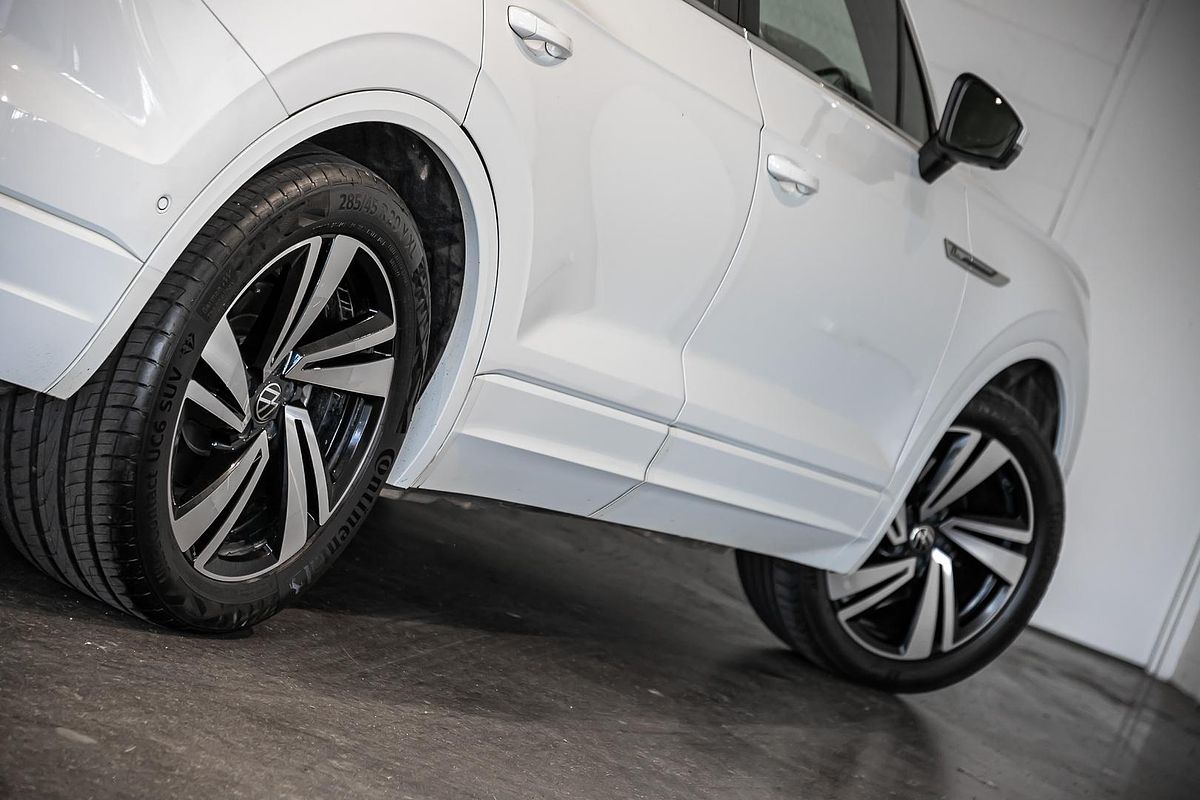 2021 Volkswagen Touareg 210TDI R-Line CR