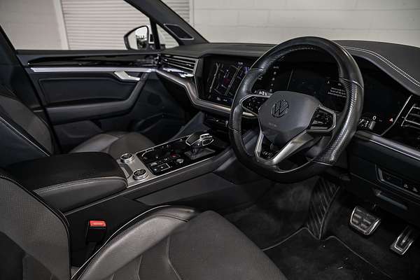 2021 Volkswagen Touareg 210TDI R-Line CR