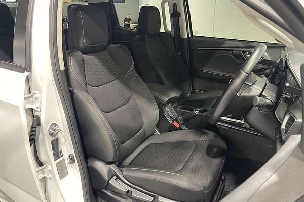 2023 Isuzu D-MAX LS-U  4X4