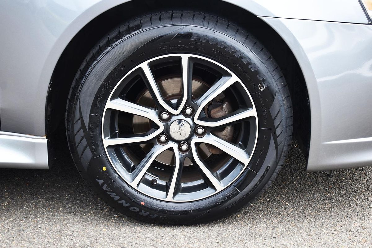 2014 Mitsubishi Lancer ES Sport CJ