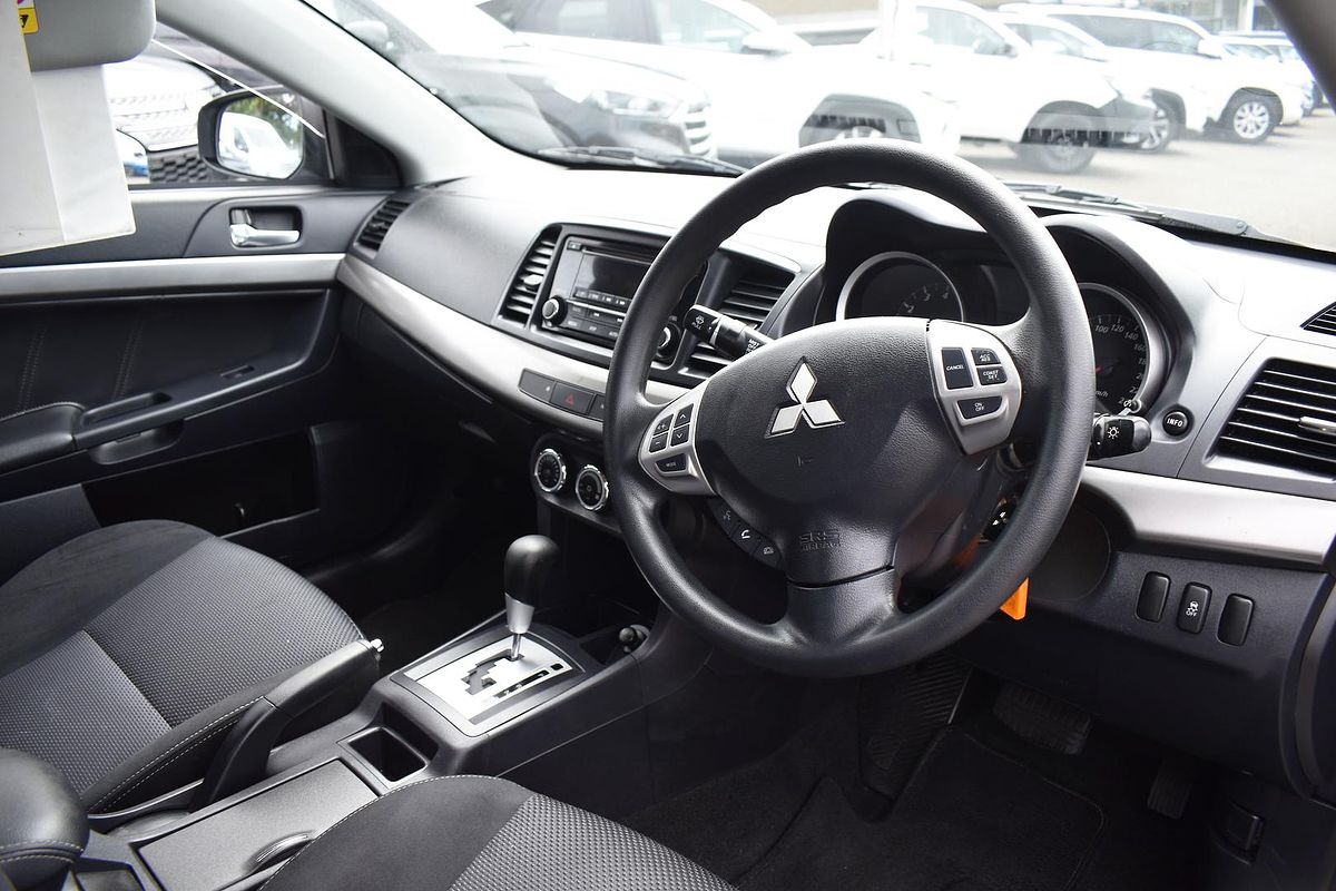 2014 Mitsubishi Lancer ES Sport CJ
