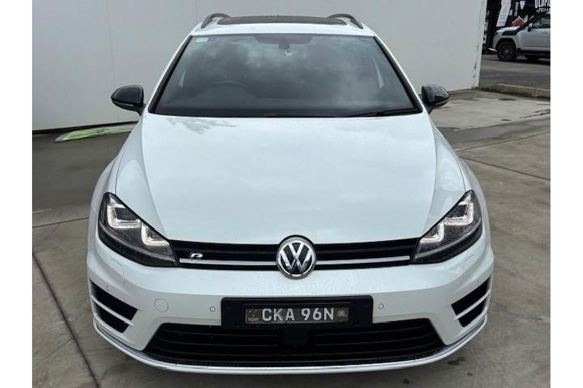 2015 Volkswagen Golf R Wolfsburg Edition 7