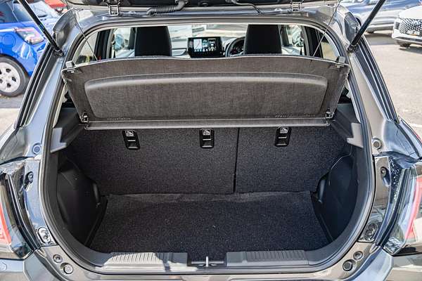2024 Suzuki Swift Hybrid Plus UZ