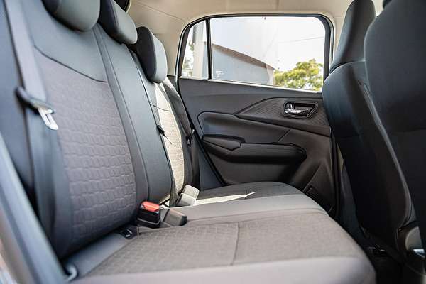 2024 Suzuki Swift Hybrid Plus UZ