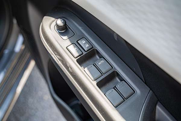2024 Suzuki Swift Hybrid Plus UZ