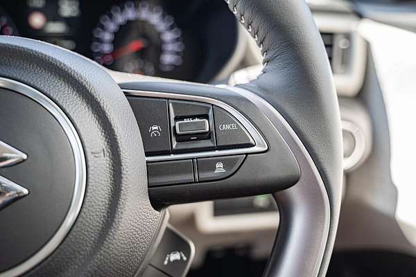 2024 Suzuki Swift Hybrid Plus UZ