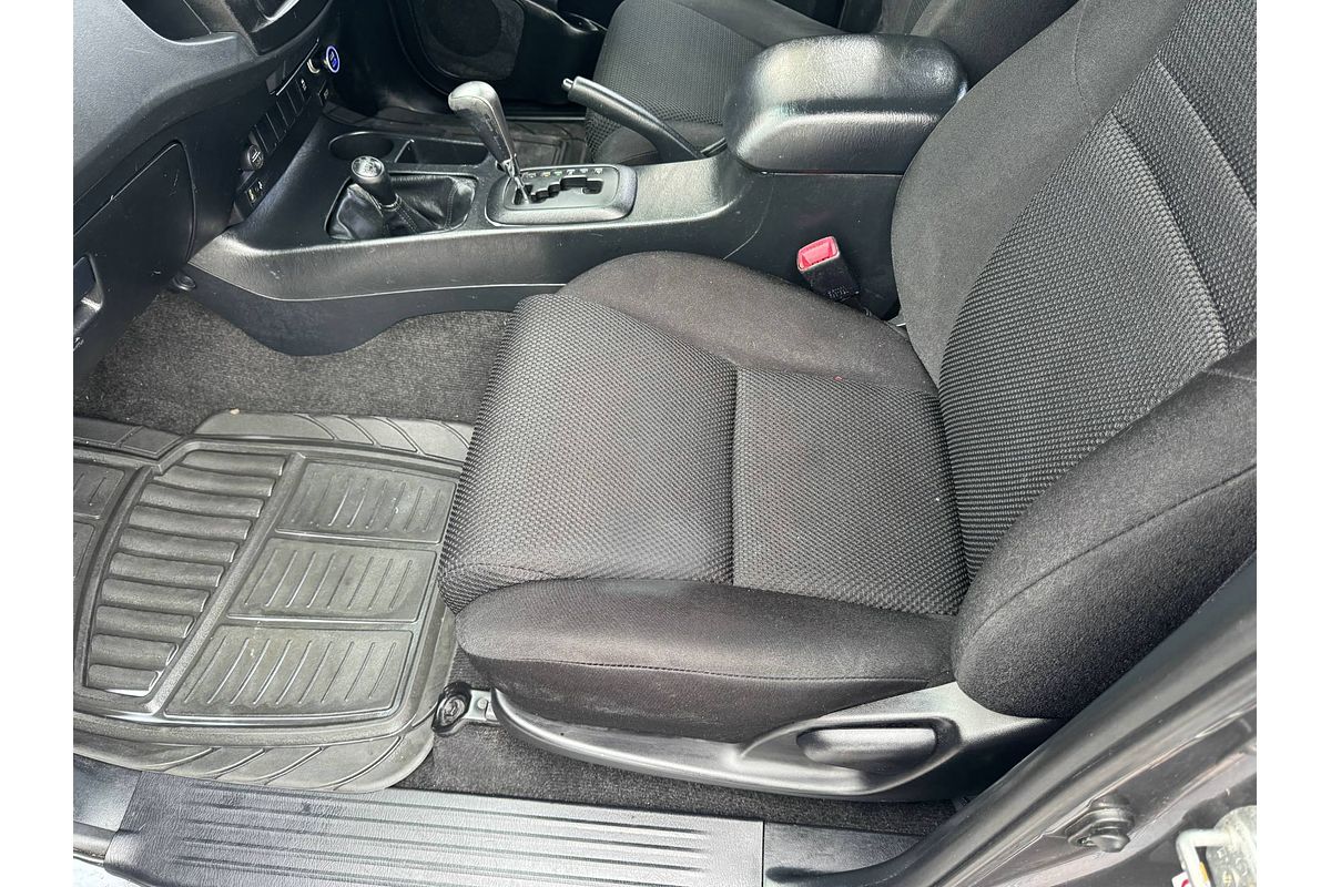 2014 Toyota Hilux SR5 KUN26R 4X4