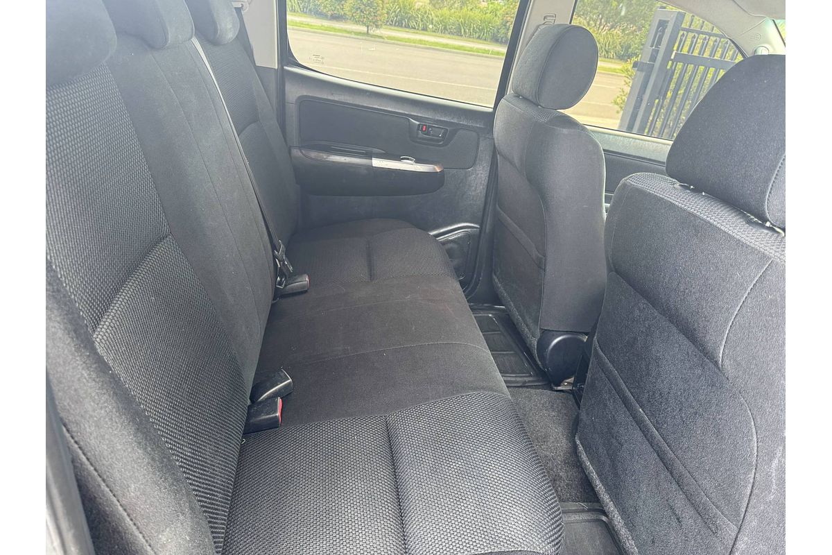 2014 Toyota Hilux SR5 KUN26R 4X4