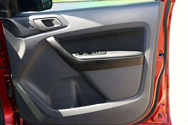2017 Ford Everest Ambiente UA