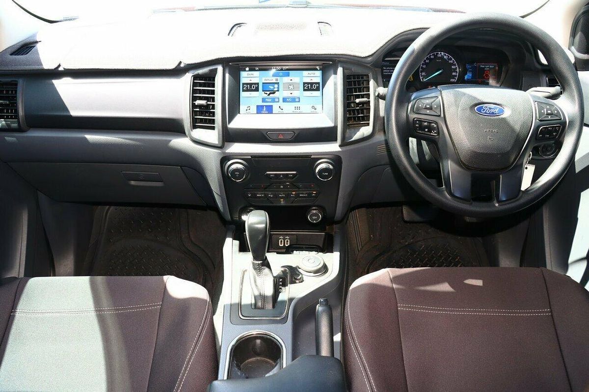 2017 Ford Everest Ambiente UA