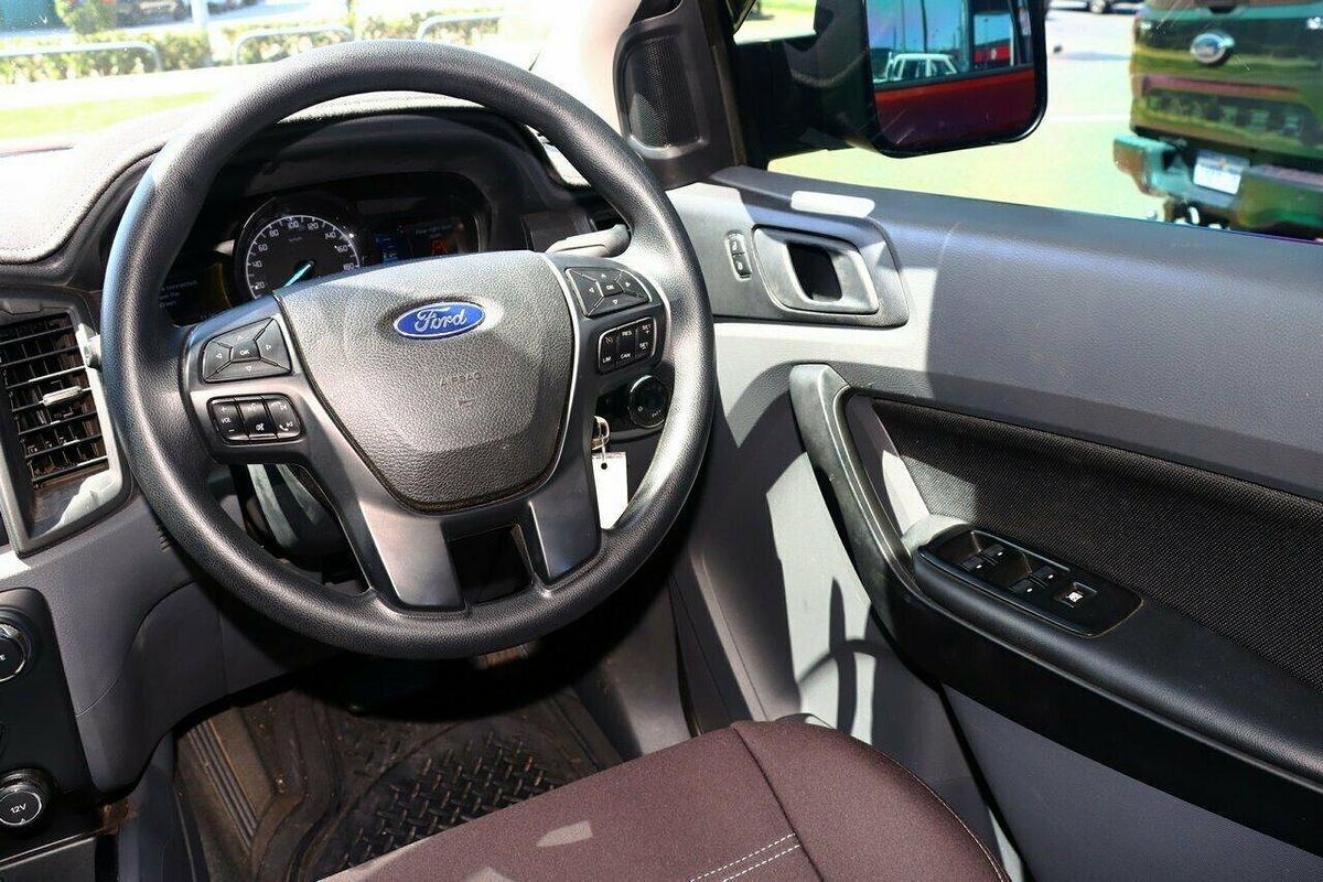 2017 Ford Everest Ambiente UA