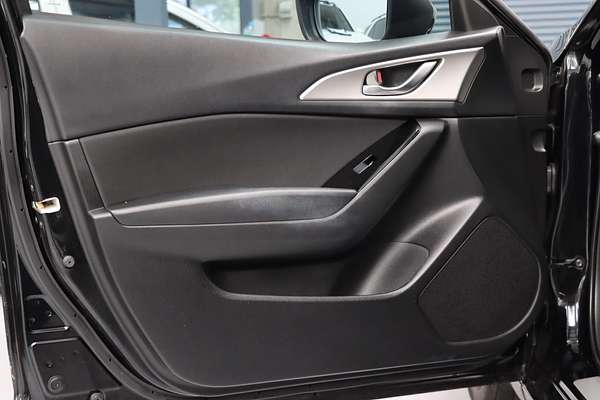 2016 Mazda 3 Maxx BN5478