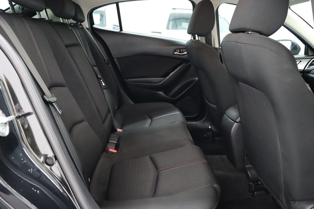 2016 Mazda 3 Maxx BN5478