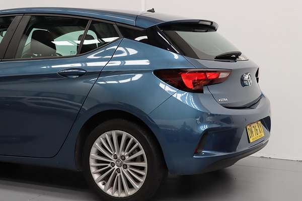 2017 Holden Astra R BK